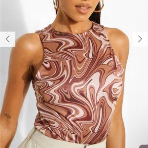 BOOHOO MARBLE BODY SUIT SIZE 8